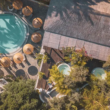 Flamingo Luxury-pet Friendly *